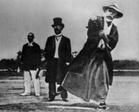 Ceremonial_First_Pitch_1915